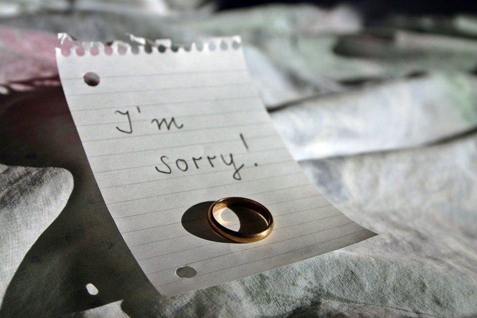 Could Virtual Infidelity be the way to cheat without having an affair?