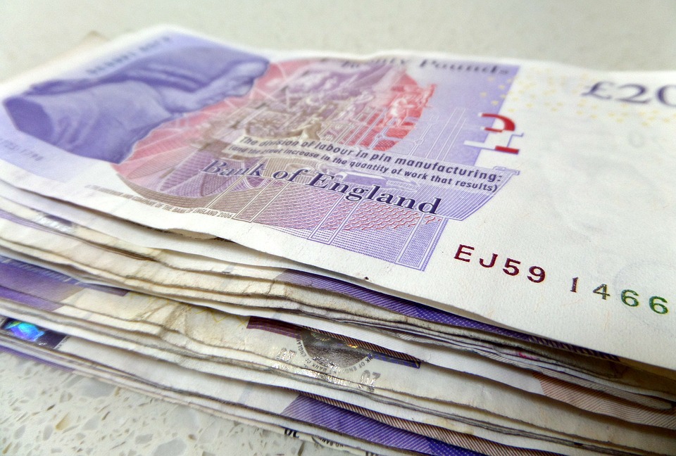 You would notice loosing £40,000,000, right?